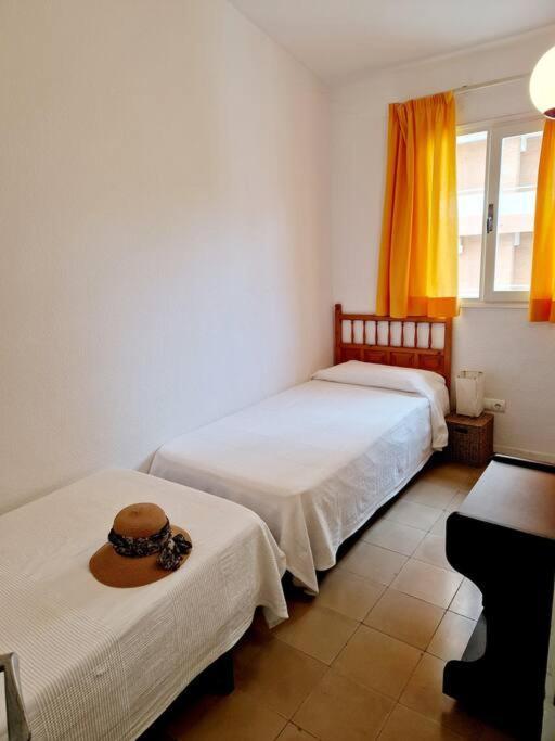 סאלו Apartamento A Un Paso De Playa מראה חיצוני תמונה